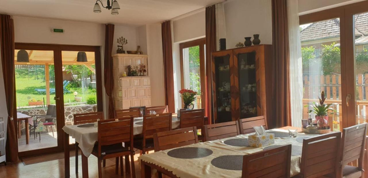 Casa Paduricea Hotel Dezmir Luaran gambar