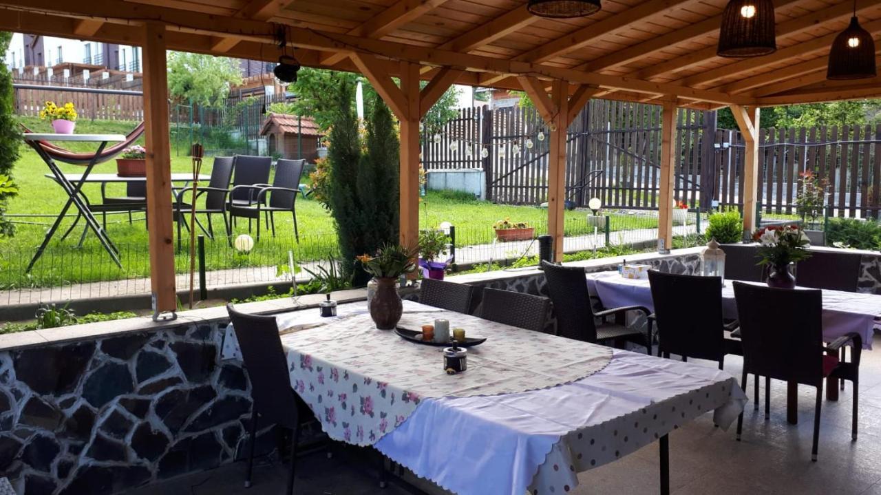 Casa Paduricea Hotel Dezmir Luaran gambar